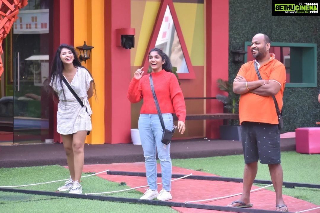 Divya Uruduga Instagram - Be stronger than your excuses š #TeamDivyaUruduga @colorskannadaofficial #divyauruduga #divyau #du #D #uruduga #DU #DUvians #thirthahalli #d #shivamoga #kpdu #arviya #arviyans #arya #preetiirali #live #love #laugh #peace #positivity #š§æ #bbk9 #bigbosskannada #biggbosskannadaseason9 #biggbosskannada #Voot #vootselect