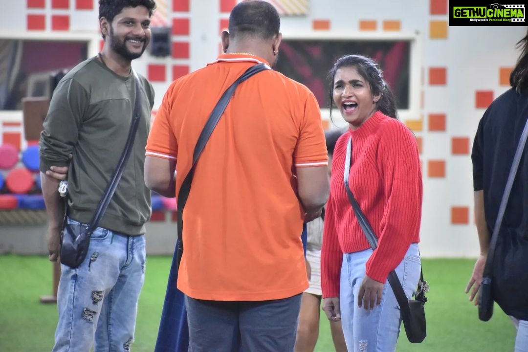 Divya Uruduga Instagram - Be stronger than your excuses š #TeamDivyaUruduga @colorskannadaofficial #divyauruduga #divyau #du #D #uruduga #DU #DUvians #thirthahalli #d #shivamoga #kpdu #arviya #arviyans #arya #preetiirali #live #love #laugh #peace #positivity #š§æ #bbk9 #bigbosskannada #biggbosskannadaseason9 #biggbosskannada #Voot #vootselect