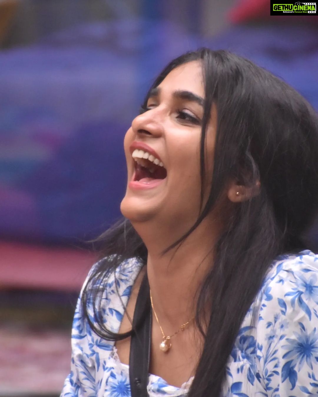 Divya Uruduga Instagram - The most alluring thing a girl can have is her confidence on her potential 🫰🥰 #TeamDivyaUruduga @colorskannadaofficial #divyauruduga #divyau #du #D #uruduga #DU #DUvians #thirthahalli #d #shivamoga #kpdu #arviya #arviyans #arya #preetiirali #live #love #laugh #peace #positivity #🧿 #bbk9 #bigbosskannada #biggbosskannadaseason9 #biggbosskannada #Voot #vootselect