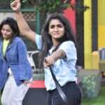 Divya Uruduga Instagram - POV : When you know the song but, you are not able to sing 🫣 Have you ever been in that situation?😹 #TeamDivyaUruduga @colorskannadaofficial #divyauruduga #divyau #du #D #uruduga #DU #DUvians #thirthahalli #d #shivamoga #kpdu #arviya #arviyans #arya #preetiirali #live #love #laugh #peace #positivity #🧿 #bbk9 #bigbosskannada #biggbosskannadaseason9 #biggbosskannada #Voot #vootselect