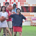 Divya Uruduga Instagram - Task • Rain • Friends kinda day 😍 #TeamDivyaUruduga @colorskannadaofficial #divyauruduga #divyau #du #D #uruduga #DU #DUvians #thirthahalli #d #shivamoga #kpdu #arviya #arviyans #arya #preetiirali #live #love #laugh #peace #positivity #🧿 #bbk9 #bigbosskannada #biggbosskannadaseason9 #biggbosskannada #Voot #vootselect