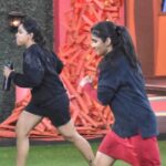 Divya Uruduga Instagram - Task • Rain • Friends kinda day 😍 #TeamDivyaUruduga @colorskannadaofficial #divyauruduga #divyau #du #D #uruduga #DU #DUvians #thirthahalli #d #shivamoga #kpdu #arviya #arviyans #arya #preetiirali #live #love #laugh #peace #positivity #🧿 #bbk9 #bigbosskannada #biggbosskannadaseason9 #biggbosskannada #Voot #vootselect