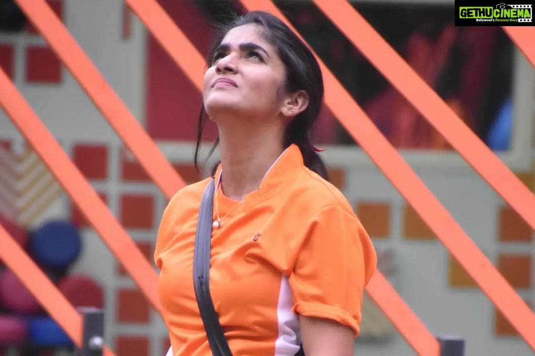 Divya Uruduga Instagram - When you believe in your team, that's the first step to victory! 💪😎 Don't forget to login to voot app to cast your valuable votes to DU.🫰☺️ #TeamDivyaUruduga @colorskannadaofficial #divyauruduga #divyau #du #D #uruduga #DU #DUvians #thirthahalli #d #shivamoga #kpdu #arviya #arviyans #arya #preetiirali #live #love #laugh #peace #positivity #🧿 #bbk9 #bigbosskannada #biggbosskannadaseason9 #biggbosskannada #Voot #vootselect