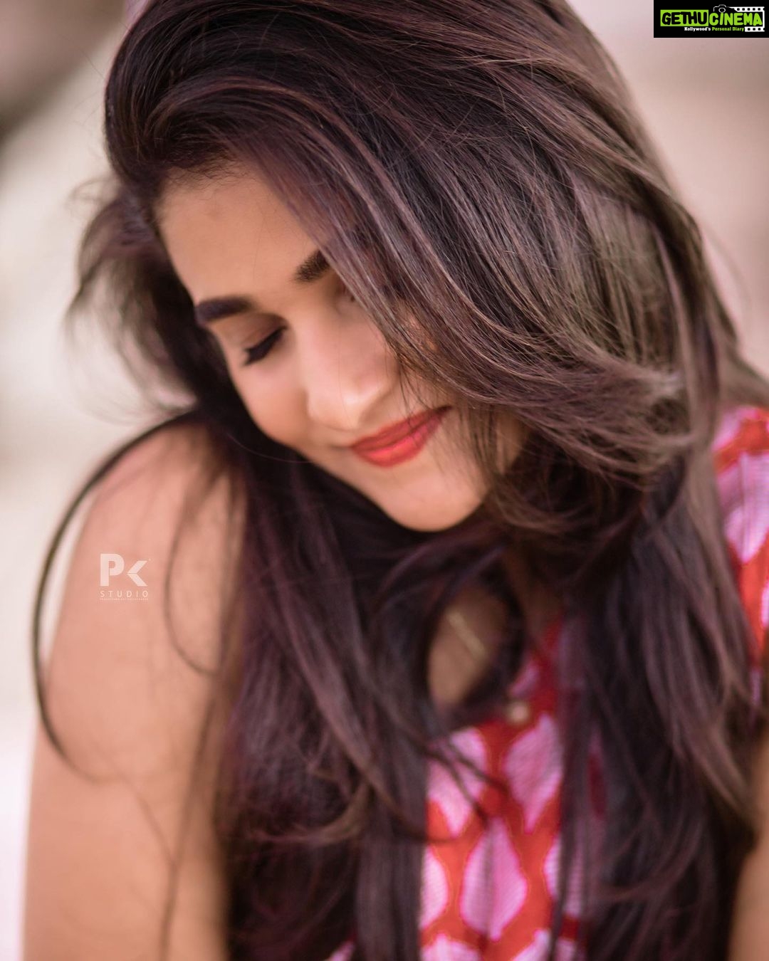 Divya Uruduga - 142.5K Likes - Most Liked Instagram Photos