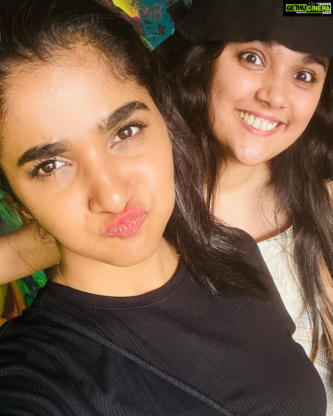 Divya Uruduga - 112.8K Likes - Most Liked Instagram Photos