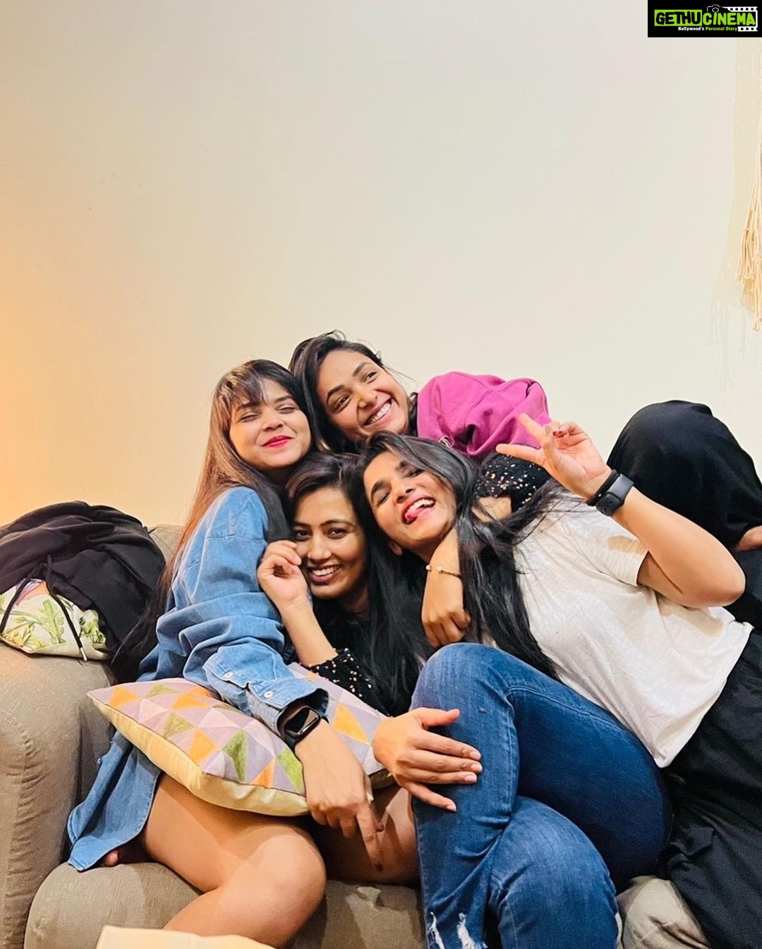 Divya Uruduga - 137.3K Likes - Most Liked Instagram Photos