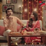 Divyenndu Instagram - #Collaboration Hum toh sirf No1 whisky peene walon ke saath original game khelte hai. Nahi samjhe? Jaldi se shop pe lage QR code ko scan kijiye aur samajh jaiye. @battatawada @itsvijayvarma #McDowellsNo1 #NayiNo1 #ChooseOriginal #WhiskyKaOriginalTaste #DrinkResponsibly @hungamamusic @artistaloud