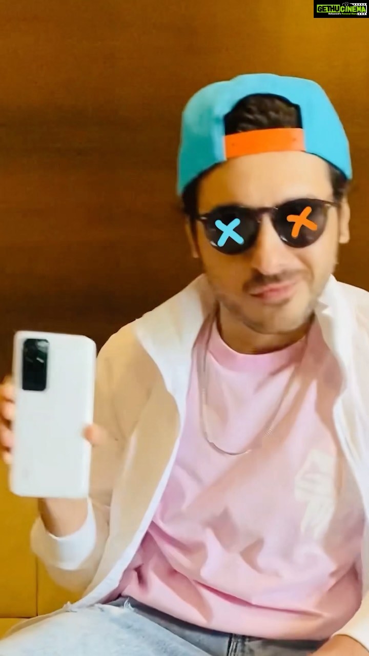 Divyenndu Instagram - Turned into a Superstar and how! π€© With the all-new π₯π²π±πΊπΆ ππ¬ π£πΏπΆπΊπ², switch on your vibe and transform into an #πΌπ‘π‘ππ€πͺπ£πππͺπ₯ππ§π¨π©ππ§! Never before seen extendable RAM up to 2GB and the lightest 6000mAh battery from the house of #Redmi weighing at just 192g! Participate in the #Redmi10Prime challenge and become the superstar that you are! Don't forget to tag and follow @RedmiIndia and use the #Redmi10PrimeChallenge to participate! #ad