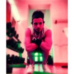 Divyenndu Instagram - On weekends i HULKup!!! Real banane ka.. Say No To Steroids!! #friday #tgif #bereal #Hulkup