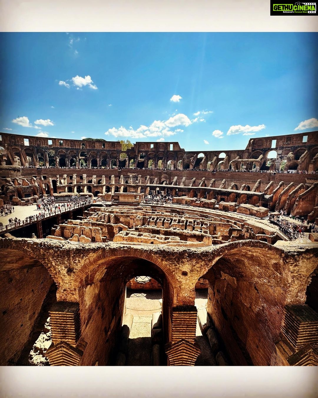 Divyenndu Instagram - ALL ROADS LEAD TO ROMA!!!! . . . . . . Ends with Caravaggio!🤌🏻 To experience this in flesh and blood is an honour. All thanx to my travel partner for life Akanksha @astoryofonesown_ 👫🏼 #epic #art #roma #colosseo