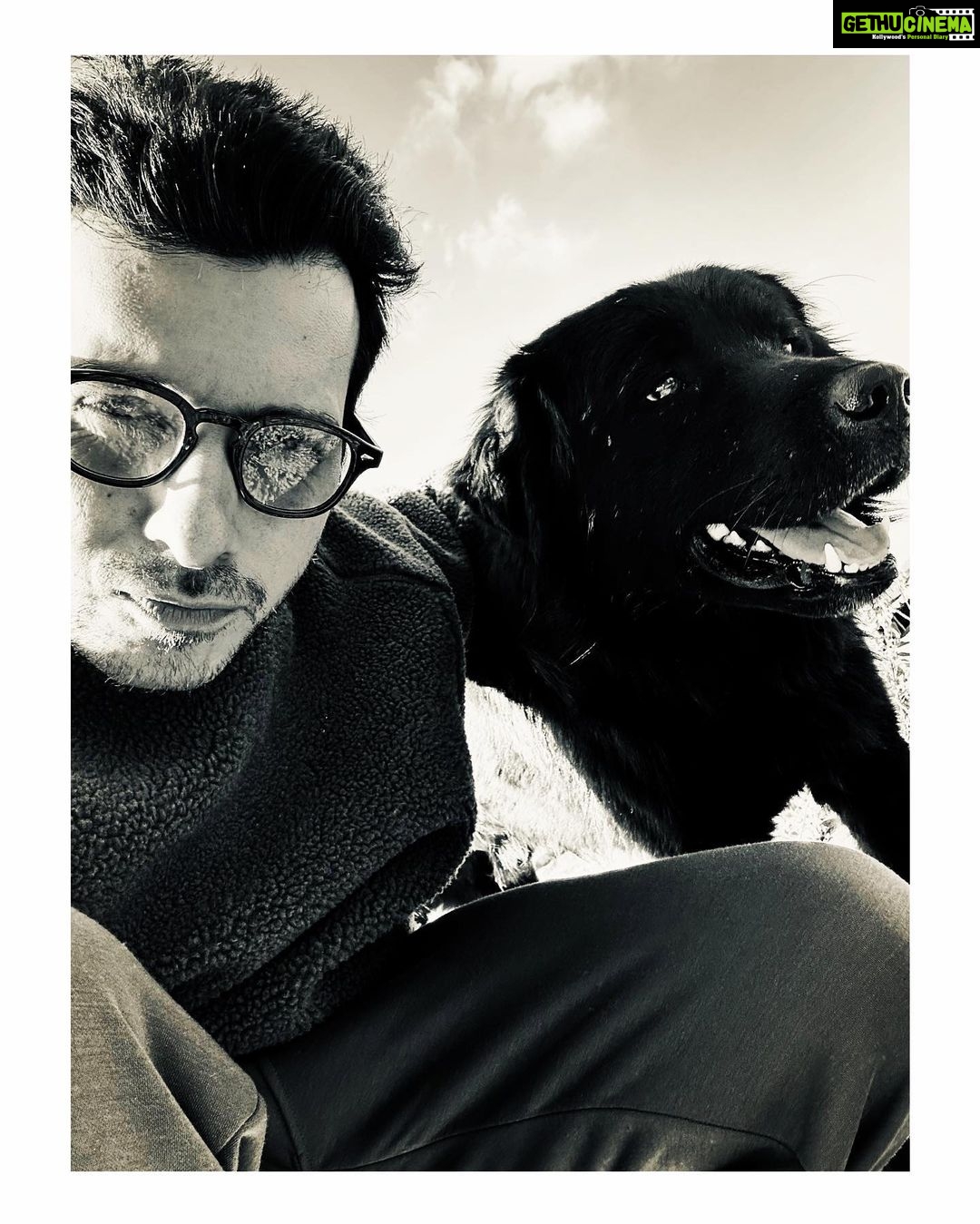 Divyenndu Instagram - Black n White in Black n White!! Heathens