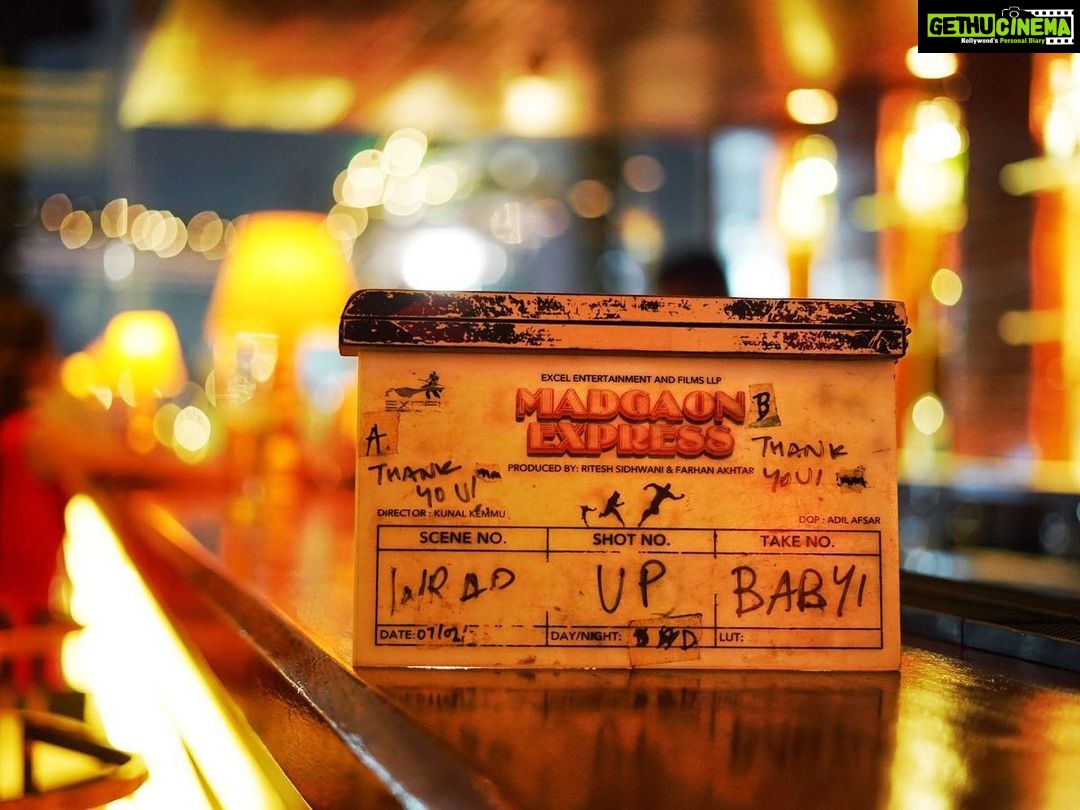 Divyenndu Instagram - It’s a WRAP BABYYYYY!!! Our very special #MadgaonExpress ❤️🔥 Made some friends for LIFE on this one can’t wait to share this Mad-fun journey with you allll 🚂 @excelmovies @kunalkemmu @pratikgandhiofficial @avinashtiwary15 @norafatehi @ritesh_sid @faroutakhtar @adilafsarz @roo_cha @kassimjagmagia @vishalrr