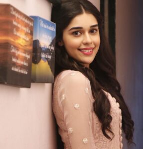 Eisha Singh Instagram - She is fierce because she dares 
She is strong because she gets back up
She is brave because she faces her fears
She is passionate because she carries love and fire in her eyes
She is kind because she has compassion in her heart 💕 #Zara #IshqSubhanAllah 
.
.
.
📸: @siddheshpawarphotography