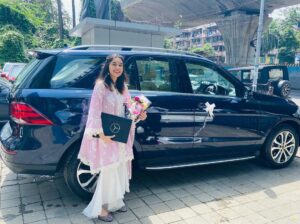 Eisha Singh Instagram - This post is dedicated to a long sought dream that lingered in my mind for a while now. Watching that dream come to life has opened up a pandora of emotions. From being in awe to shock, surprised and blessed. I felt all these emotions at one go. Maa and Papa thank you for acknowledging my dreams and making them a reality. The realization that the universe collects your dreams that you throw out there and serves them back to you on a platter has made me pause and zone out for a moment. 

Forever grateful and excited to share this amazing addition in my life with you all.💕🧿

PS: DREAMS DO COME ON WHEELS TOO.❤️