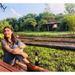 Eisha Singh Instagram - Beauty is what I look for- in quiet places, in rushed places, in mountains, in small corners of my home, in soft corners of my heart- but it’s all right here, where I sit and breathe. 🍀♥️