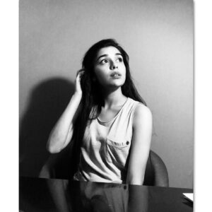 Eisha Singh Instagram - Some would call her a dreamer. I would agree. 💫