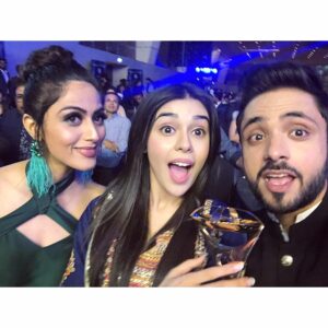 Eisha Singh Instagram - It would not be an exaggeration, if I say I've been lucky to share my screen with this epitome of grace and excellence who keeps on inspiring us with utter humility and hard work. Adnan, achievements like these, make you realise that hardwork is tangible and has a concrete existence. Congratulations @adnan_a_khan ( can we touch million woods, please) 😇😇😍 .
. 
And my monzoo , how someone can carry heart of gold and gorgeousness in one frame? Only you can. @monnikkakhanna ❤️ #indiantellyawards #bestfreshface #IshqSubhanAllah