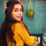 Eisha Singh Instagram - "She’s an old soul with young eyes"🌻♥️