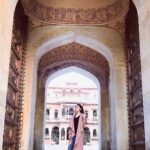 Eisha Singh Instagram - Beauty lies where you seek it. A great man once said - You could be in the most beautiful of places and not see it or you could be seeing it even when its not there. Choose the latter :) Jaipur, Rajasthan