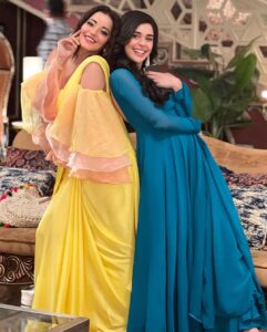 Eisha Singh Instagram - “ Bela Aur Yamini “ … BEQABOO HO JAIYE 😍😍…Watch Us Tonight at 9pm only on @colorstv @vootselect @officialjiocinema 

📸: @deepakpathak663 

#goodmorning from #us #happy #saturday #weekend #newshow #beqaboo 

@balajitelefilmslimited @ektarkapoor