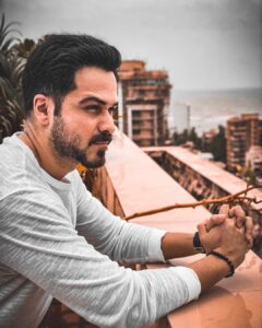 Emraan Hashmi Instagram - There is much more beyond the horizon !!