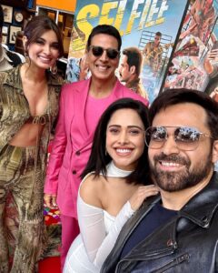 Emraan Hashmi Instagram - Fans maketh the Star !!