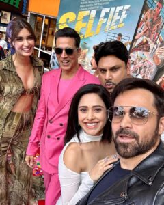 Emraan Hashmi Instagram - Fans maketh the Star !!
