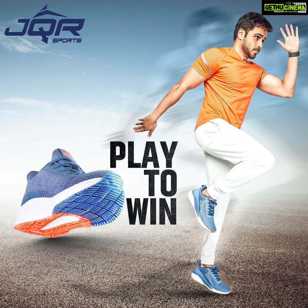 Emraan Hashmi Instagram - I always need a comfortable pair of shoes that can handle my lifestyle of constant shoots and travelling around the world and then I came across #JQRShoes which have completely turned my footwear for the better! @therealemraan Get your sole buddy from: @Jqrsport #JQRShoes #JQRHero #Walkingshoes #runningshoes #runnersofinstagram #walkinstyle #runinstyle #shoegame #shoeshine #shoegram #shoegaze #ShoesForMen #shoeformen #comfortwear #comfortflex #comfortshoes #comfortzone #styleicon #styling #stylishlook #styleinspo #emraanhashmi #emranhashmi #emraanians