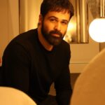 Emraan Hashmi Instagram - Here's to lookin at you! 😉😉