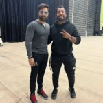 Emraan Hashmi Instagram - I’m so honored to receive the Golden Visa from a country that I love Unconditionally! I’m amazed with this beautiful country and all of the opportunities it provides. The future is here and I’m so glad to be a part of it all! Thanks to Dubai Film and TV Comission for supporting the singers and creative people @filmdubai Thanks to @gdrfadubai @dubaiculture @aljanahi