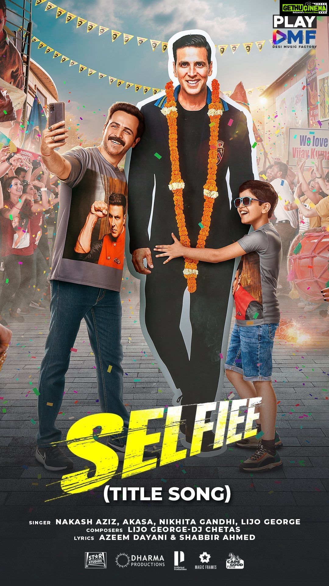 Emraan Hashmi Instagram - Smile please, #Selfiee leni hai! Celebrate Selfiee with our title track, before it hits cinemas this Friday! @akshaykumar @nushrrattbharuccha @dianapenty @karanjohar @apoorva1972 @therealprithvi @supriyamenonprithviraj @iamlistinstephen @raj_a_mehta @rishiwrites @dharmamovies @starstudios #CapeOfGoodFilms @prithvirajproductions @magicframes2011 @vbfilmwala @dj.lijo @djchetas @nakash_aziz @akasasing @nikhitagandhiofficial @azeemdayani @shabbir_ahmed9 @anshul300 @azeemdayani @playdmfofficial