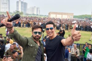 Emraan Hashmi Instagram - Thank you Delhi ❤️