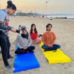 Esha Kansara Instagram - Many moods of Kaveri Chandra! A beautiful short film coming not so soon, coz good things take time!😋🥳 Girgaum Chowpatty
