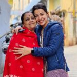 Esha Kansara Instagram - લાગણી છૂટે ના…❤️❤️❤️ Shreenath Ji Temple Nathdwara