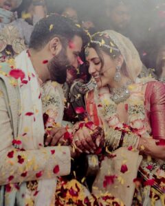 Esha Kansara Instagram - 02.12.2022 🤍 Got myself the biggest project of my life! Project “Husband!” 😋 #SidKiEsha @musicwaala 
.
.
.
📸 @karmaproduction_india