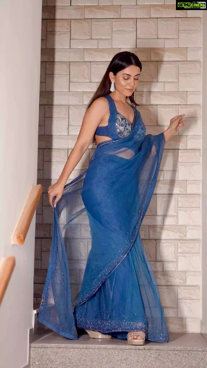 Esha Kansara Instagram - Can’t get over this song & this look! 😋 Styled by @styleitwithniki Head to toe in @dvfashionstudio Assisted by @ishhuu_26 Video @chiragpanchal__ @badal_patel52