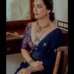 Esha Kansara Instagram - For the grace 🤍 Adore yourself in the @eshyl_silver ‘s finest 925 silver jewellery 🧡💚 Photography: @devansh5 Creative director: @thekushalnaik Concept & Styling: @styleitwithniki Art director: @manankharsani Outfit: @khakobyheenapatel Hair: @_hair.by.freya_ Make up: @theglitterboxbyshreyapatel Production: @thejaiminpatel @gohildipen @vishal_jain20105 #eshyl #eshyl925jewellery #925silverjewelry #eshakansara