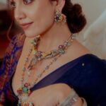 Esha Kansara Instagram - For the grace 🤍 Adore yourself in the @eshyl_silver ‘s finest 925 silver jewellery 🧡🧡 Video by: @kpfilms31 @just_jd07 Editor: @yess_drama Creative director: @thekushalnaik Art director: @manankharsani Concept & Styling: @styleitwithniki Outfit: @khakobyheenapatel Hair: @_hair.by.freya_ Make up: @theglitterboxbyshreyapatel Production: @thejaiminpatel @gohildipen @vishal_jain20105 #eshyl #eshyl925jewellery #silverjewelry #eshakansara #navratri2022