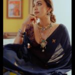 Esha Kansara Instagram - 💚 Photography: @devansh5 Creative director: @thekushalnaik Concept & Styling: @styleitwithniki Art director: @manankharsani Outfit: @khakobyheenapatel Hair: @_hair.by.freya_ Make up: @theglitterboxbyshreyapatel Production: @thejaiminpatel @gohildipen @vishal_jain20105 #eshyl #eshyl925jewellery #925silverjewelry #eshakansara