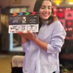 Esha Kansara Instagram - 7:55am Good morning/night as I wrap up my first day as Jhanvi! 🥰✌️😎 #3ekka #gujaratifilm #thisjanmashtami Ps: This is not my look in the film 😝 Ahmedabad, India
