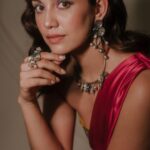Esha Kansara Instagram - Ain’t no occasion without my jewellery from @eshyl_silver 💕 925 Silver Jewellery for every celebration! Video: @kpfilms31 @just_jd07 Editor: @yess_drama Creative director: @thekushalnaik Art director: @manankharsani Concept & Styling: @styleitwithniki Outfit: @flairthestudio Hair: @_hair.by.freya_ Make up: @theglitterboxbyshreyapatel Location courtesy : @brandnbread.agency Production: @thejaiminpatel @gohildipen @vishal_jain20105 #eshyl #eshyl925jewellery #silverjewelry #eshakansara