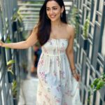 Esha Kansara Instagram - Happy holi to you all from Jhanvi! 🤍🤍🤍 See you in the theatres very soon! 😎 #3ekka #jhanvi #happyholi #holi2023