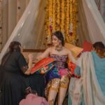 Esha Kansara Instagram - For our mehendi, I wanted to feel and look like a Gujju bride and special thanks to @annu_patel1402 @annus_creation for making this outfit specially for me in a few days time and my very dearest @aesha.desaii @tamraa.bespokejewelry for styling this jewellery and creating a perfect look! And @jayshreebridalmehandi for this minimal yet beautiful mehendi! Thank you girls ❤️🥳 Photography by @karmaproduction_india 🤍🤍🤍 Hair @_hair.by.freya_ Make up @theglitterboxbyshreyapatel #mehendi #mehendidesigns #bridesofindia #gujaratibride ❤️❤️