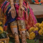 Esha Kansara Instagram - For our mehendi, I wanted to feel and look like a Gujju bride and special thanks to @annu_patel1402 @annus_creation for making this outfit specially for me in a few days time and my very dearest @aesha.desaii @tamraa.bespokejewelry for styling this jewellery and creating a perfect look! And @jayshreebridalmehandi for this minimal yet beautiful mehendi! Thank you girls ❤️🥳 Photography by @karmaproduction_india 🤍🤍🤍 Hair @_hair.by.freya_ Make up @theglitterboxbyshreyapatel #mehendi #mehendidesigns #bridesofindia #gujaratibride ❤️❤️