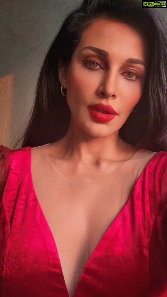 Flora Saini - 9.3K Likes - ❤️☁️🎂🎁
#reels #reelsinstagram #reelitfeelit #trending #reellife #reelkarofeelkaro #reel #everydayreels #instagramreels #instareels #reelsinsta #reelsvideo #party #happybirthday #birthday #red #reelsviral #reelslovers #happiness #favourite #reelsofinstagram #love #insta #instamood #instagram #instagood #explorepage