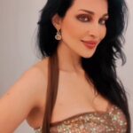 Flora Saini Instagram - 🌹 #reels #reelsinstagram #trending #viral #instagram #love #me #instamood #picoftheday #girl #beautiful #bestoftheday #happy #sky #style #ootd #foryou #follow #fashion #friends #goodvibes #reels #explore #makeup