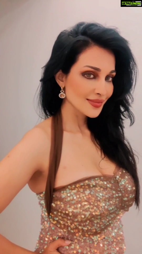 Flora Saini - 10.2K Likes - 🌹
#reels #reelsinstagram #trending #viral #instagram #love #me #instamood #picoftheday #girl #beautiful #bestoftheday #happy #sky #style #ootd #foryou #follow #fashion #friends #goodvibes #reels #explore #makeup
