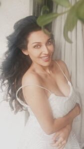 Flora Saini Instagram - 🤍
.
#reels #reelsinstagram #reelitfeelit #trending #reellife #reelkarofeelkaro #reel #everydayreels #instagramreels #reelsinsta #reelsviral #happiness #favourite #soulmate #video #holiday #weekend #style #instafamous  #fashionista #explore #reelsofinstagram #love #insta #instamood #instagram #ınstagood