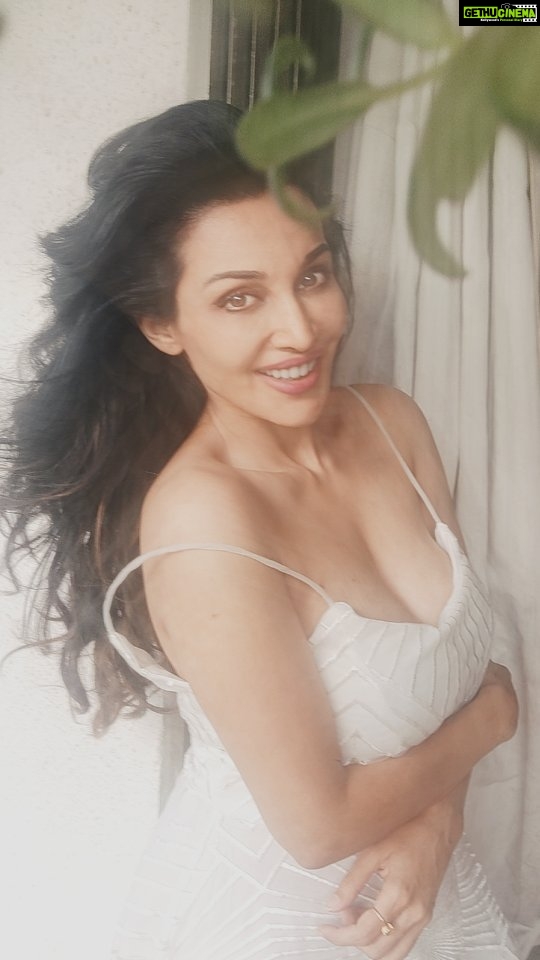 Flora Saini - 16.3K Likes - 🤍
.
#reels #reelsinstagram #reelitfeelit #trending #reellife #reelkarofeelkaro #reel #everydayreels #instagramreels #reelsinsta #reelsviral #happiness #favourite #soulmate #video #holiday #weekend #style #instafamous #fashionista #explore #reelsofinstagram #love #insta #instamood #instagram #ınstagood