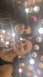 Flora Saini Instagram - मेरे लिए तुम काफी (chai) हो ❤️
Pls note the tea cups in the background 
Love you @theanupma 🤗☕️